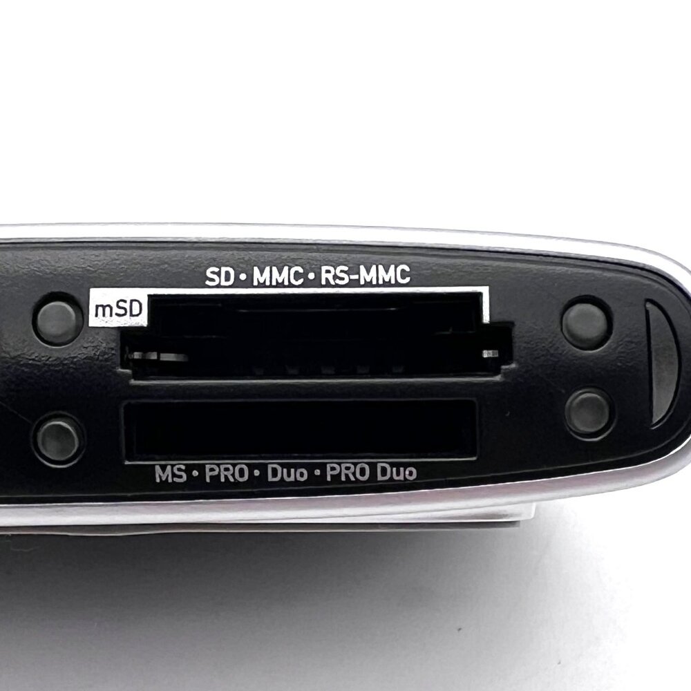SanDisk ImageMate 12-In-1 USB 2.0 Multi-Card Reader/Writer SDDR-89 With Stand - Picture 8 of 14